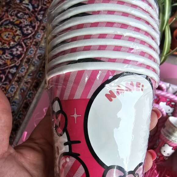 💖 Ultimate Christmas Gift! Hello Kitty Collector’s Dream Basket 176-Piece - Picture 5 of 16